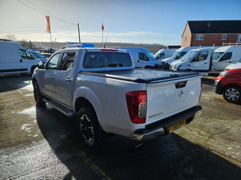 Nissan Navara DCI TEKNA SHR DCB 4