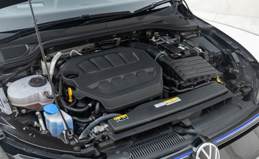 Volkswagen Golf R TSI 4MOTION 43