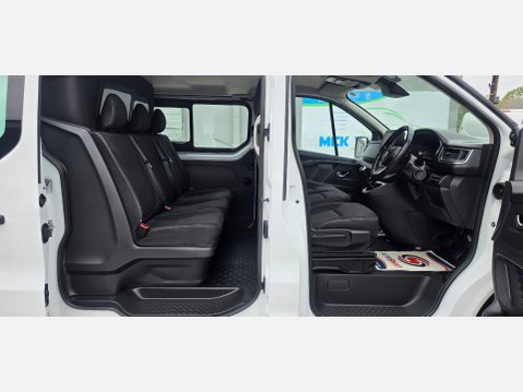 Renault Trafic EXTRA SPORT LL30 L2 H1 DCIV CREW VAN 2.0 DCI 150ps EU6 9