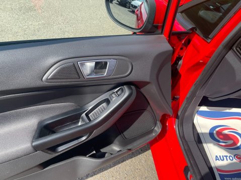 Ford Fiesta 1.6T EcoBoost ST-3 Euro 6 3dr 33