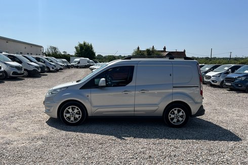 Ford Transit Connect AUTO SWB L1H1 Low Roof Limited Air Con Alloys Sensors EURO 6 NO VAT