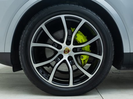 Porsche Cayenne E-Hybrid Coupe