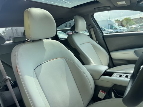 Hyundai IONIQ 6 77.4kWh Ultimate Saloon 4dr Electric Auto AWD (325 ps) 13