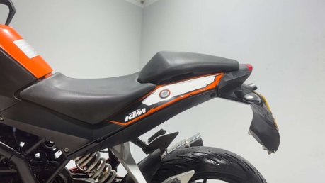 KTM Duke 2011 32K GOOD RUNNING SUPERMOTO PROJECT BIKE 125CC 15BHP 16
