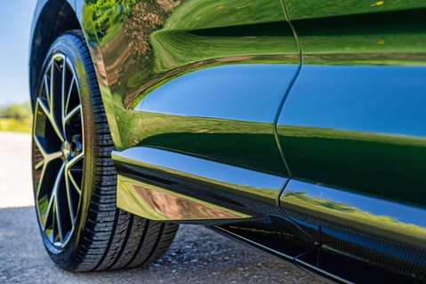 Aston Martin DBX 707 24