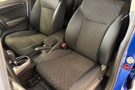 Honda Jazz 1.3L DOHC i-VTEC 33