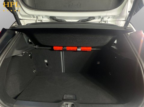 Volvo Ex30 Single Motor Extended Range 69kWh Plus SUV 5dr Electric Auto (272 ps) Air C 20