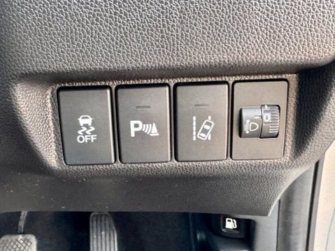 Honda Jazz I-VTEC SE 25