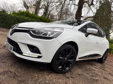 Renault Clio 0.9 TCe Iconic Euro 6 (s/s) 5dr 42