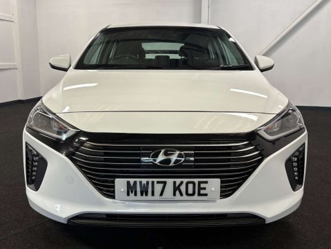 Hyundai IONIQ 1.6 IONIQ Premium FHEV Semi-Auto 5dr 9