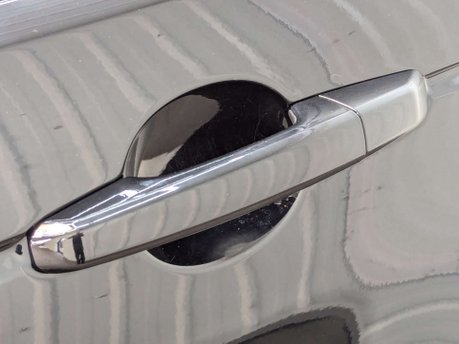 Land Rover Discovery Sport 2.0 Discovery Sport R-Dynamic S D Auto 4WD 5dr 30