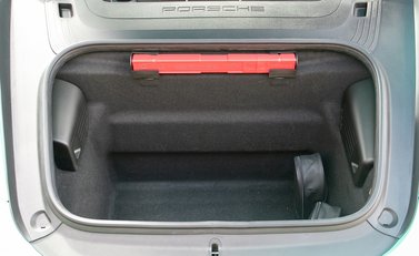 Porsche 911 (991) Carrera GTS 30