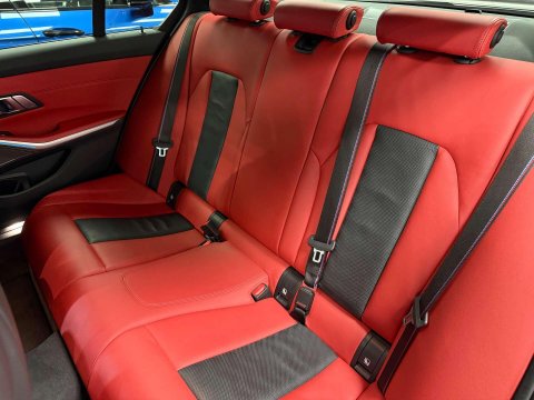 BMW M3 3.0 BiTurbo Competition Saloon 4dr Petrol Steptronic M xDrive Euro 6 (s/s) 40