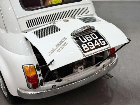 Fiat 500 595 ABARTH 22