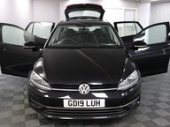 Volkswagen Golf S TSI 11
