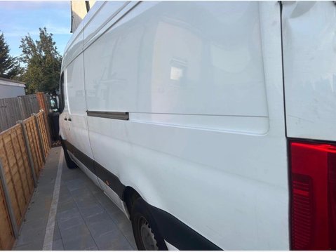 Mercedes-Benz Sprinter 2.1 316 CDI RWD L3 H2 Euro 6 5dr 3