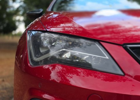SEAT Leon 2.0 Leon Cupra 300 TSi 5dr 61