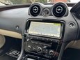 Jaguar XJ 3.0d V6 Portfolio Saloon 4dr Diesel Auto Euro 6 (s/s) (300 ps) 23