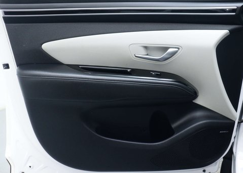 Hyundai TUCSON 1.6 h T-GDi 13.8kWh Ultimate SUV 5dr Petrol Plug-in Hybrid Auto 4WD Euro 6 56