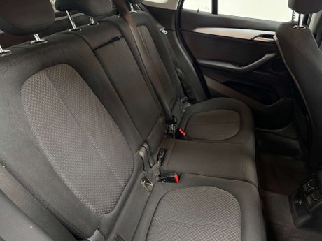 BMW X1 2.0 X1 sDrive 18d SE 5dr 33