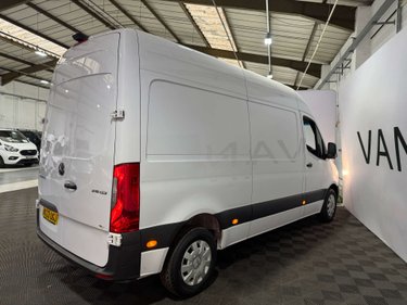 Mercedes-Benz Sprinter 2.0 Sprinter 315 Premium CDI 4