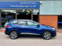 Renault Kadjar 1.5 Kadjar Iconic Blue dCi Auto 5dr 10