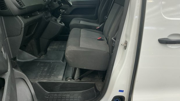Vauxhall Vivaro SWB L1H1 Low Roof Prime F2900 Air Con EURO 6 NO VAT 9