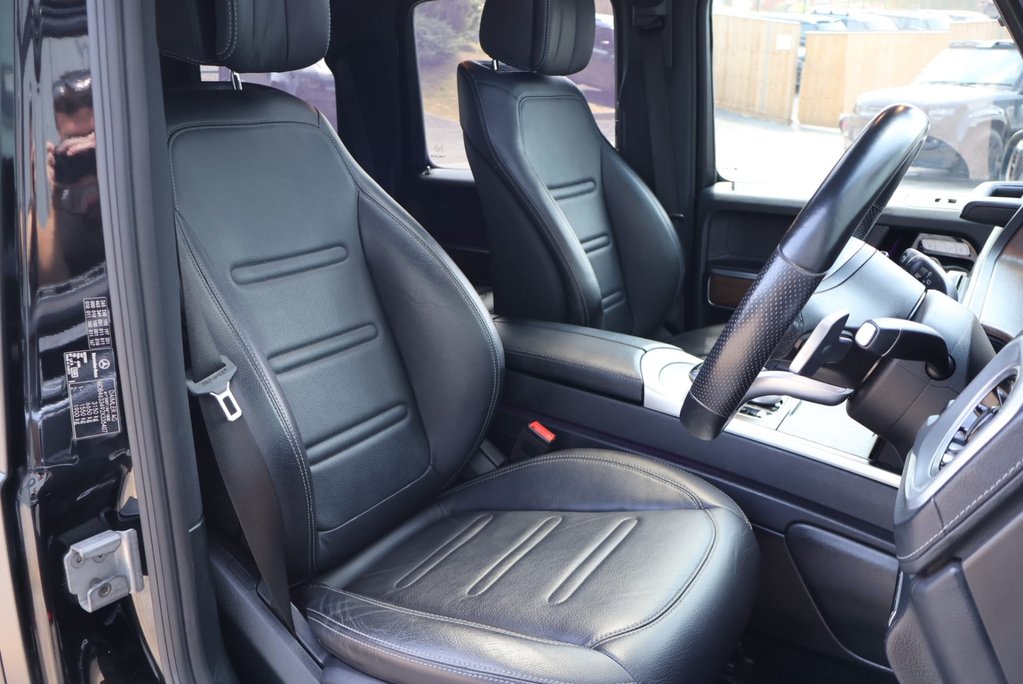 Mercedes-Benz G Series 2109 G 350 D 4MATIC AMG LINE PREMIUM MATT BLACK WRAPP 25