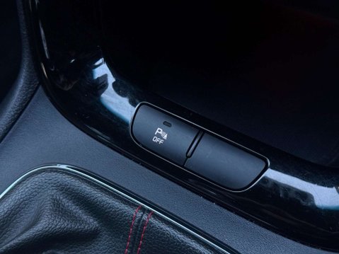 Kia Ceed 1.6 T-GDi GT Tech Euro 5 5dr 80