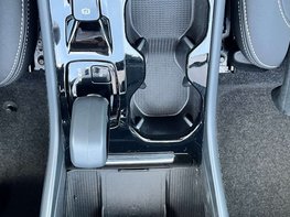 Volvo XC40 2.0 XC40 + B4 MHEV Auto 5dr 43