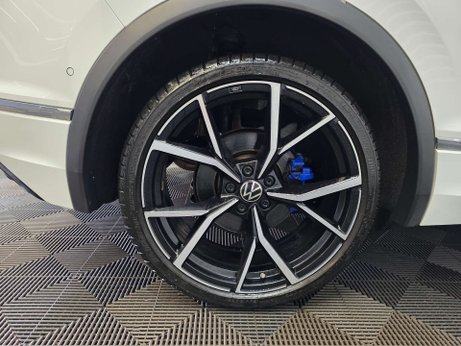 Volkswagen Tiguan 2.0 TSI R SUV 5dr Petrol DSG 4Motion Euro 6 (s/s) (320 ps) 25