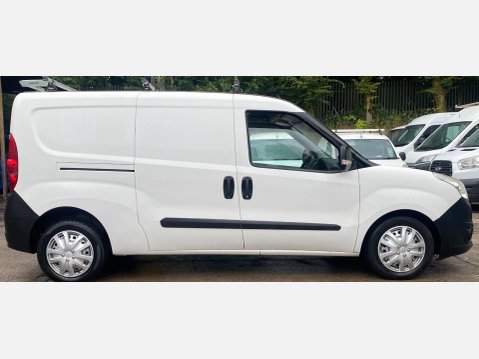 Vauxhall Combo 1.6 CDTi 2300 16v FWD L1 H2 (s/s) 3dr 7
