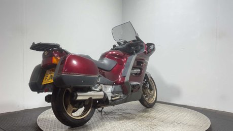 Honda ST 2001 24K RUNNING PROJECT BIKE SPARES OR REPAIR TOURER 1100CC 2