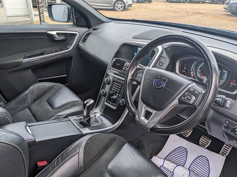 Volvo XC60 D4 R-DESIGN NAV 12