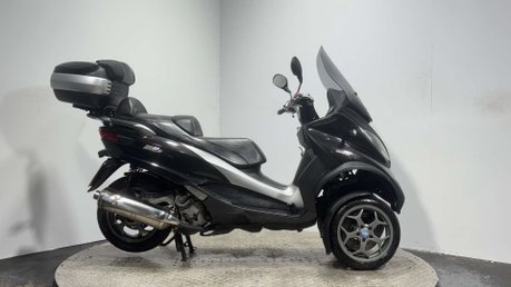 Piaggio MP3 LT 2016 34K NEW MOT SERVICED 3 WHEELER CAR LICENCE 500CC 1