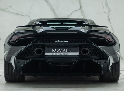 Lamborghini Huracan TECNICA 8