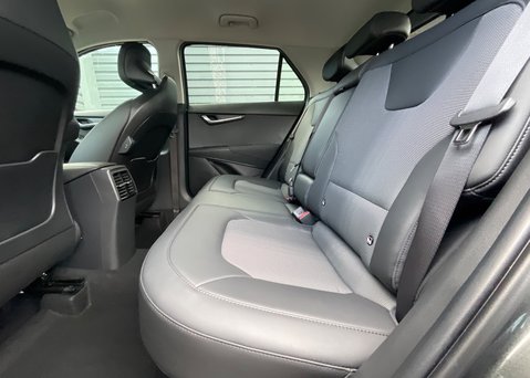 Kia Niro 1.6 GDI HEV '3' 13