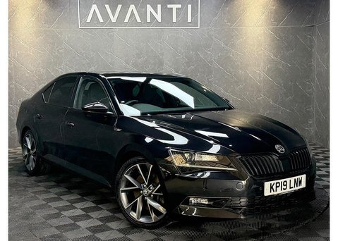 Skoda Superb 2.0 TSI SportLine Hatchback 5dr Petrol DSG 4WD Euro 6 (s/s) (272 ps) 1