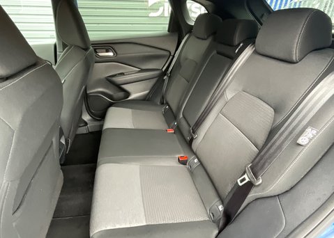 Nissan Qashqai DIG-T N-CONNECTA MHEV 12