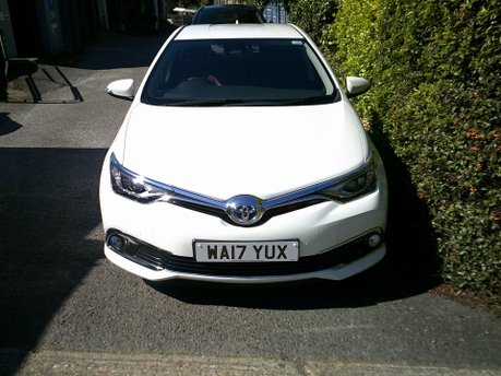 Toyota Auris VVT-I EXCEL TSS ONLY 32,000 MILES FROM NEW 7