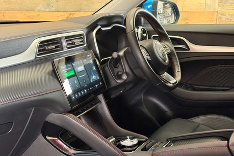 MG ZS 51.1kWh Trophy Connect SUV 5dr Electric Auto (176 ps) 8