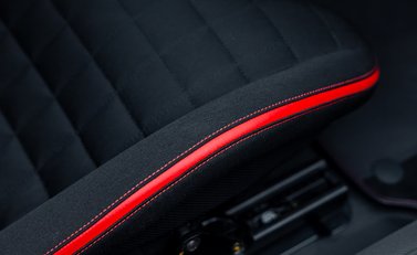 Ferrari 812 Competizione 34
