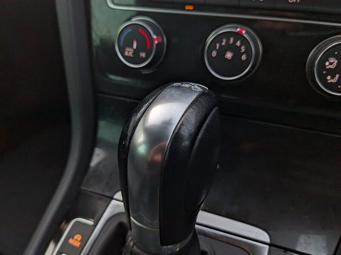 Volkswagen Golf GT TSI ACT BLUEMOTION TECHNOLOGY DSG 30