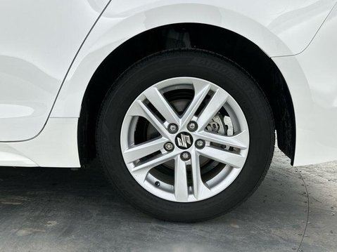 Suzuki Swace MOTION 6