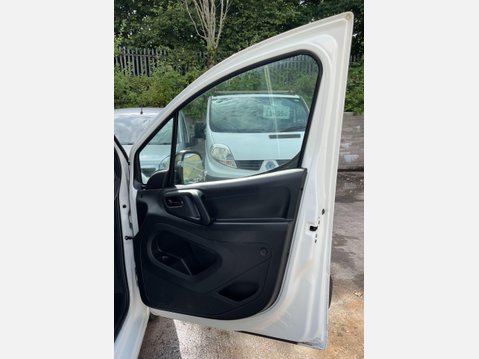 Citroen Berlingo 1.6 HDi 625 Enterprise L1 5dr (Euro 5) 21