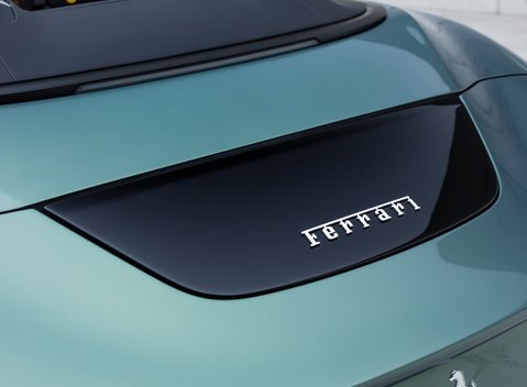 Ferrari Roma SPIDER 37