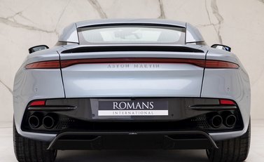 Aston Martin DBS Superleggera 5