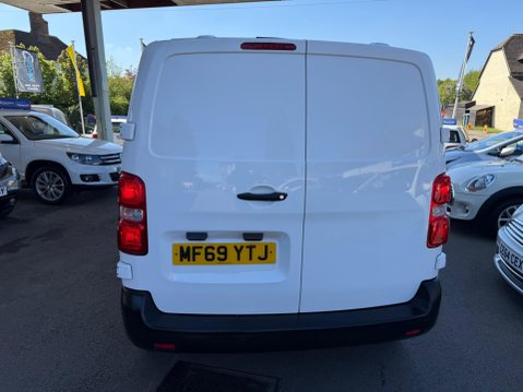 Citroen Dispatch 2.0 BlueHDi 1400 Enterprise M FWD 2 Euro 6 (s/s) 6dr 12