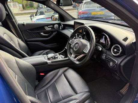 Mercedes-Benz GLC 3.0 GLC350d V6 AMG Line (Premium Plus) SUV 5dr Diesel G-Tronic 4MATIC 23