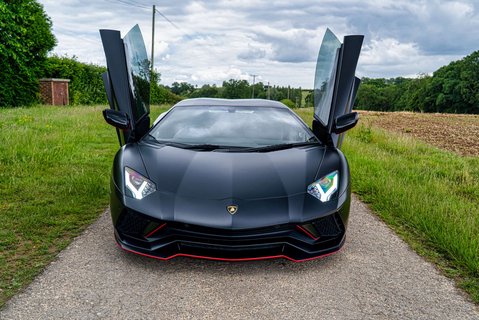 Lamborghini Aventador 6.5 Aventador S LP 740-4 Semi-Auto 4WD 2dr 23